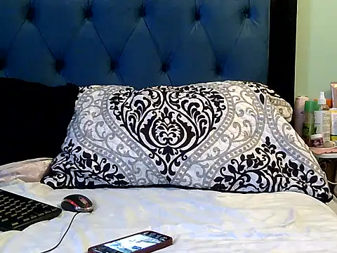 Snapshot of divineass_1 chatting on May 10, 2026, 11:03 am divineass 1 online show from May 10, 2026, 11:03 am