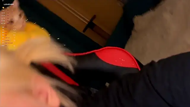 LisaLaas online show from October 9, 2025, 2:50 pm