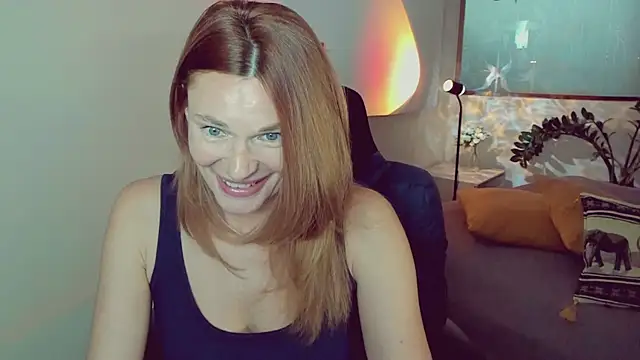 MistyBarnes online show from May 30, 2026, 3:39 pm