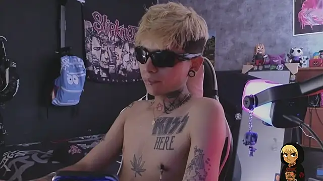 AcidMilo online show from February 9, 2026, 4:27 pm