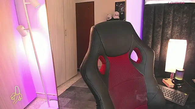 ItsMeEros online show from March 29, 2026, 11:17 pm