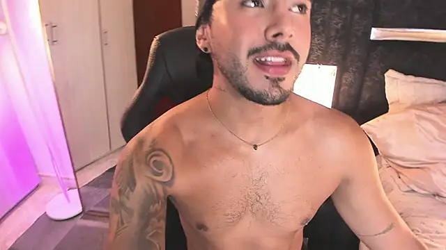 ItsMeEros online show from April 9, 2026, 11:44 pm