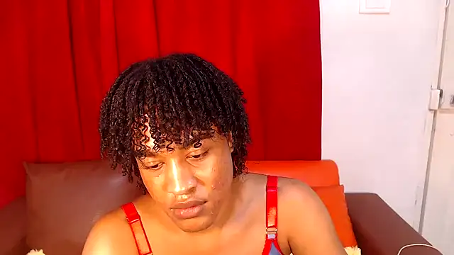 dirtydolltsx online show from April 21, 2026, 3:13 am