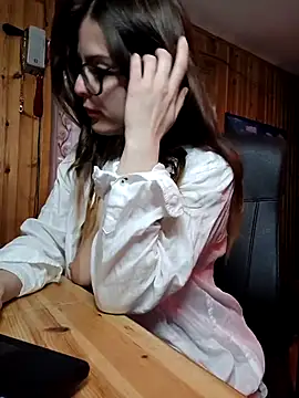 dolcehelena993 online show from March 9, 2025, 12:42 pm