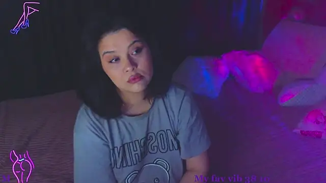 Malika uAngel online show from November 18, 2025, 11:26 pm