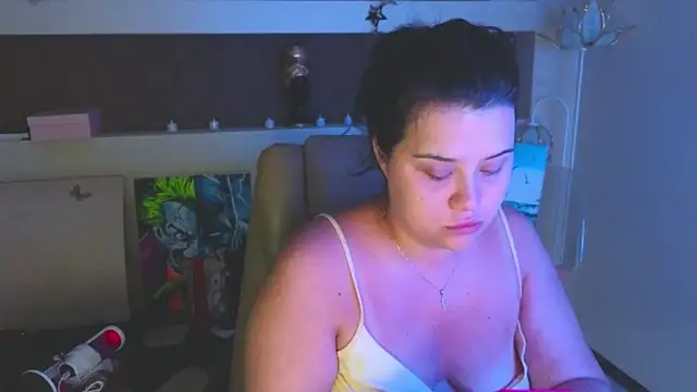 Snapshot of Malika_uAngel chatting on July 5, 2026, 2:38 am Malika uAngel online show from July 5, 2026, 2:38 am