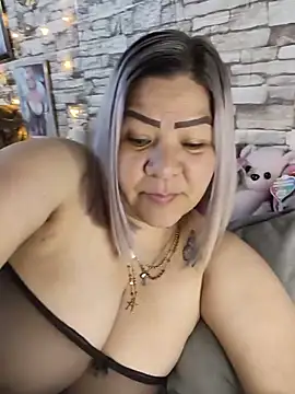 Dalessa Bigtits online show from June 1, 2026, 3:07 am
