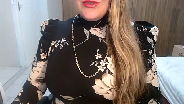 Snapshot of Aliceescobar chatting on May 25, 2026, 9:35 pm Aliceescobar online show from May 25, 2026, 9:35 pm