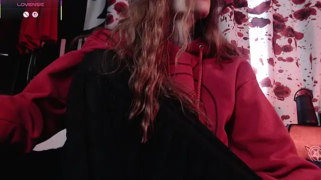 Silentmary online show from November 24, 2025, 4:18 pm