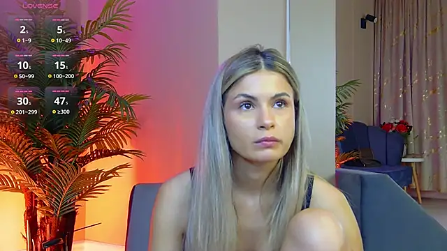 Snapshot of Avril_Cyrus chatting on November 19, 2025, 8:03 am Avril Cyrus online show from November 19, 2025, 8:03 am