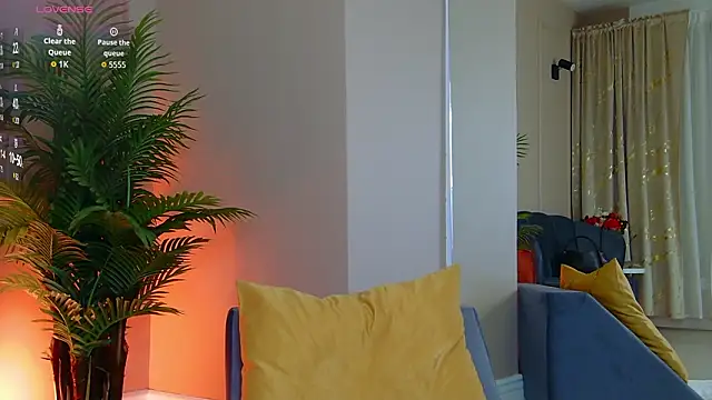 Snapshot of Avril_Cyrus chatting on February 26, 2026, 8:03 am Avril Cyrus online show from February 26, 2026, 8:03 am