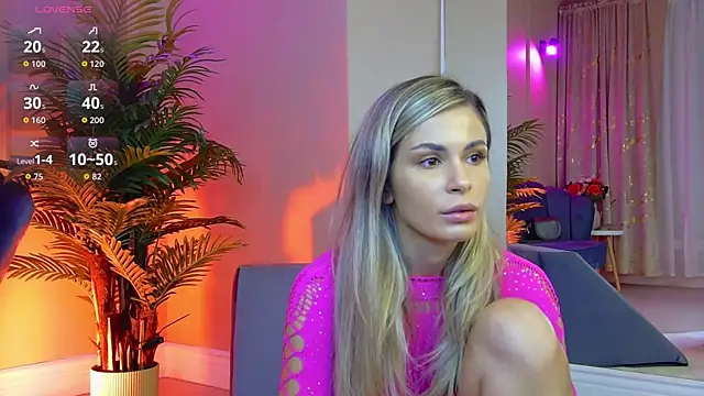 Snapshot of Avril_Cyrus chatting on October 28, 2025, 7:07 am Avril Cyrus online show from October 28, 2025, 7:07 am