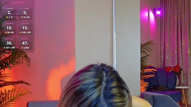 Snapshot of Avril_Cyrus chatting on October 27, 2025, 7:42 am Avril Cyrus online show from October 27, 2025, 7:42 am