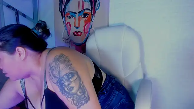 Fierymichef online show from April 20, 2026, 10:00 pm