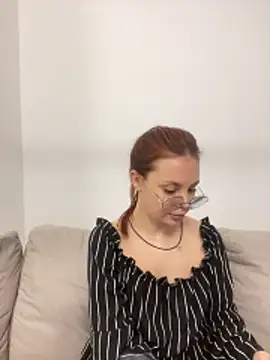 Snapshot of lovebellagrey chatting on February 11, 2026, 3:56 pm lovebellagrey online show from February 11, 2026, 3:56 pm