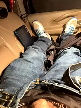 Snapshot of prekumstud chatting on September 16, 2025, 2:51 pm prekumstud online show from September 16, 2025, 2:51 pm