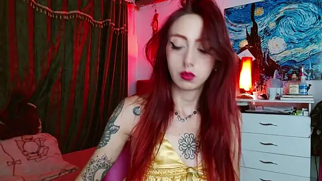 alisseallie online show from November 12, 2025, 1:10 am