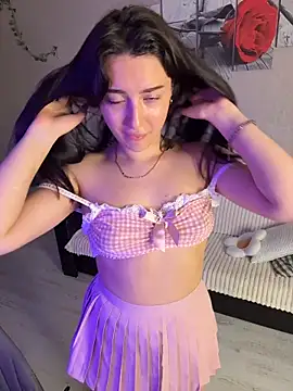 Snapshot of Tasty_Nora chatting on July 1, 2026, 8:03 am Tasty Nora online show from July 1, 2026, 8:03 am