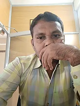 adicma123 online show from October 24, 2025, 3:38 am