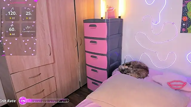 Cinnamon Meow online show from July 24, 2026, 5:47 am