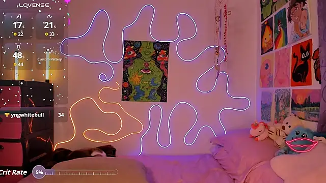 Cinnamon Meow online show from March 27, 2026, 2:42 am