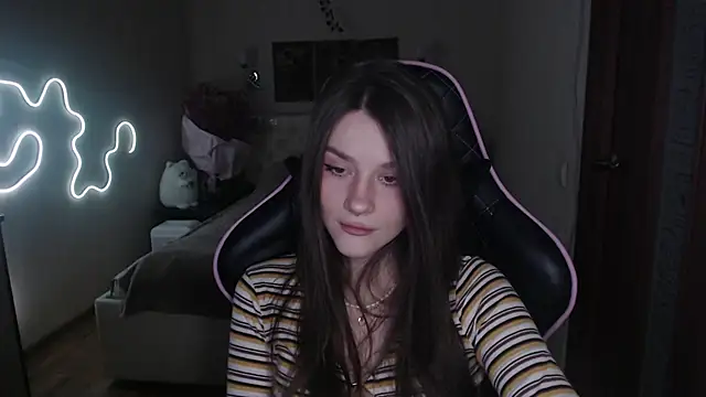 jeann elsaa online show from January 12, 2025, 3:07 am