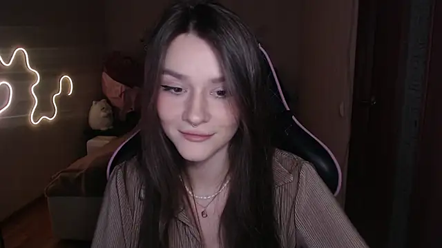 jeann elsaa online show from December 30, 2024, 1:58 am