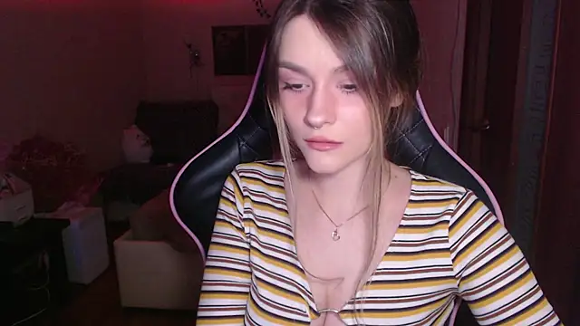 jeann elsaa online show from October 25, 2025, 7:25 pm