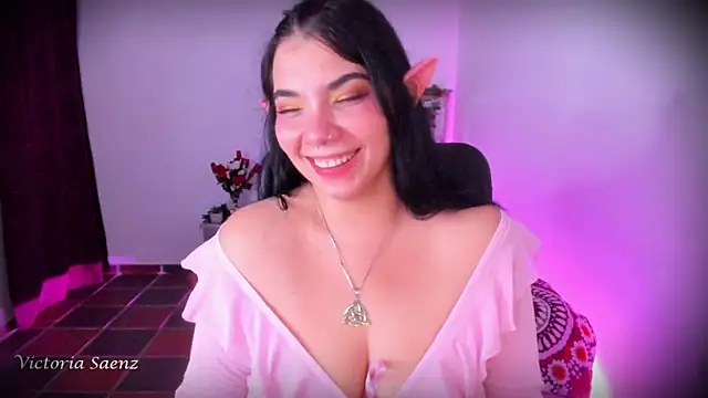 victoriaasaenz  online show from May 10, 2026, 1:20 am