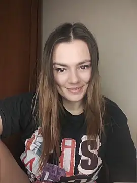 KrissSexi online show from April 14, 2026, 9:09 pm