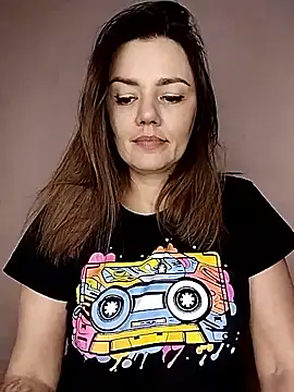 Snapshot of KrissSexi chatting on February 4, 2026, 10:32 am KrissSexi online show from February 4, 2026, 10:32 am