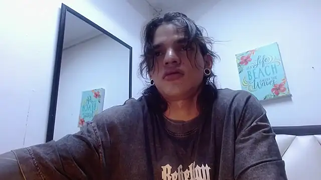 Snapshot of AlbertBernal69 chatting on September 16, 2025, 3:40 am AlbertBernal69 online show from September 16, 2025, 3:40 am