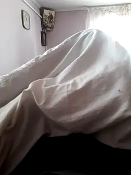 mihaixxx1 online show from February 1, 2026, 8:56 am