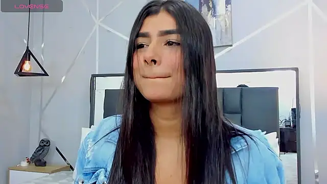 Snapshot of ZiaCalifa chatting on March 6, 2025, 12:30 pm ZiaCalifa online show from March 6, 2025, 12:30 pm