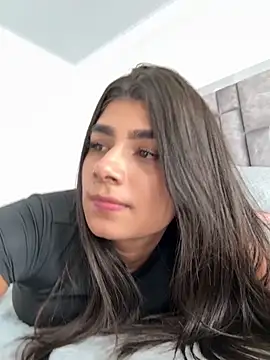 Snapshot of ZiaCalifa chatting on October 19, 2025, 8:00 pm ZiaCalifa online show from October 19, 2025, 8:00 pm