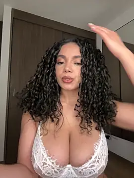 Mariecurl online show from October 31, 2025, 12:29 am