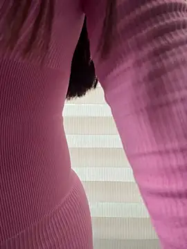 LunaBaker-1 online show from December 22, 2025, 9:15 pm