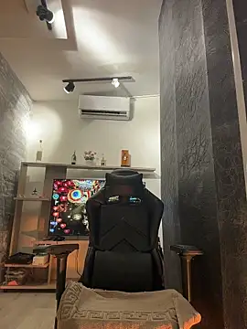 LunaBaker-1 online show from November 25, 2025, 8:42 pm