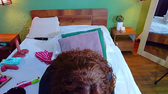 dannaahbrown online show from April 10, 2026, 6:04 pm