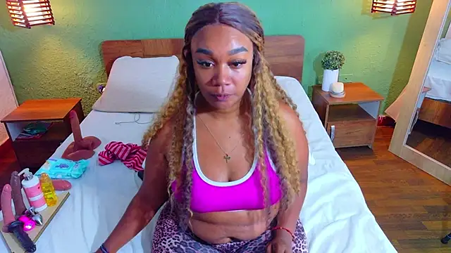 dannaahbrown online show from April 5, 2026, 1:23 am