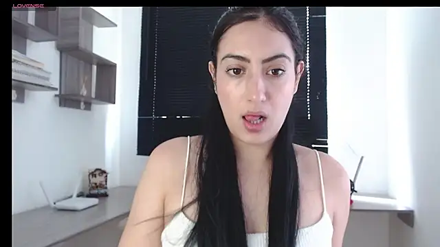 MIYESSI online show from February 27, 2025, 3:37 pm