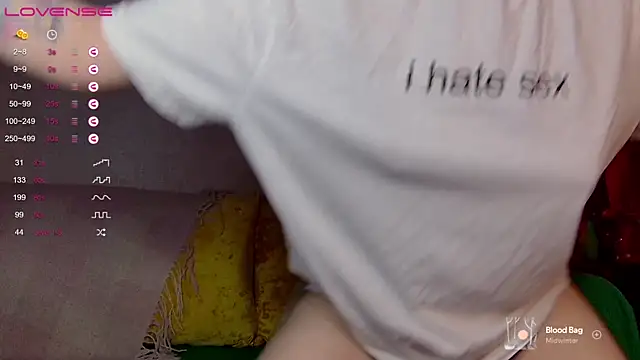 IttyKitty online show from May 21, 2026, 11:46 pm