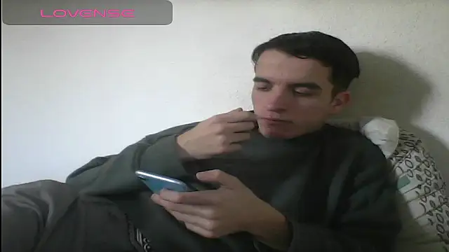 Tombgy07 online show from February 15, 2025, 2:44 pm