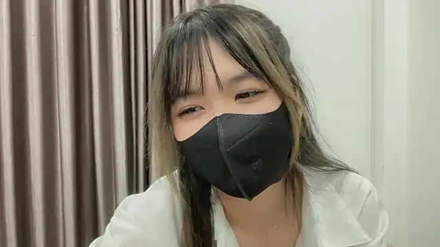 Snapshot of Your-Sunshine chatting on February 16, 2025, 4:42 pm Your-Sunshine online show from February 16, 2025, 4:42 pm