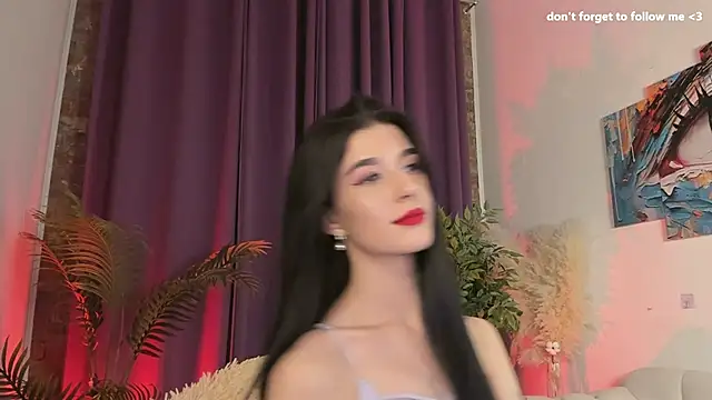 LauraCoy online show from April 1, 2026, 8:17 pm