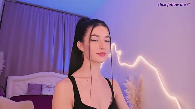 Snapshot of LauraCoy chatting on May 31, 2026, 9:26 pm LauraCoy online show from May 31, 2026, 9:26 pm