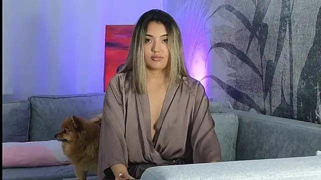 lily  foster online show from March 5, 2025, 3:18 pm