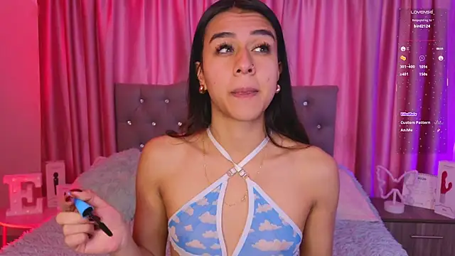 Snapshot of Emiily_Scott1 chatting on July 17, 2026, 6:27 pm Emiily Scott1 online show from July 17, 2026, 6:27 pm