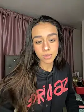 Emiily Scott1 online show from April 15, 2026, 10:54 pm