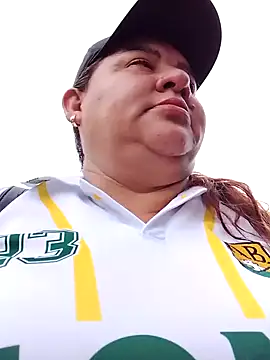 HORNY MATURE25 online show from November 10, 2025, 6:02 pm